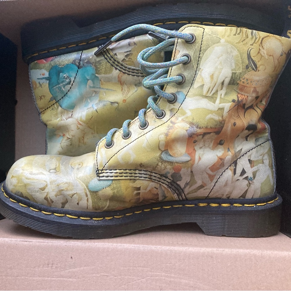 RARE Dr. Martens Heaven Hieronymous Bosch 1460 Boot Unisex size 42